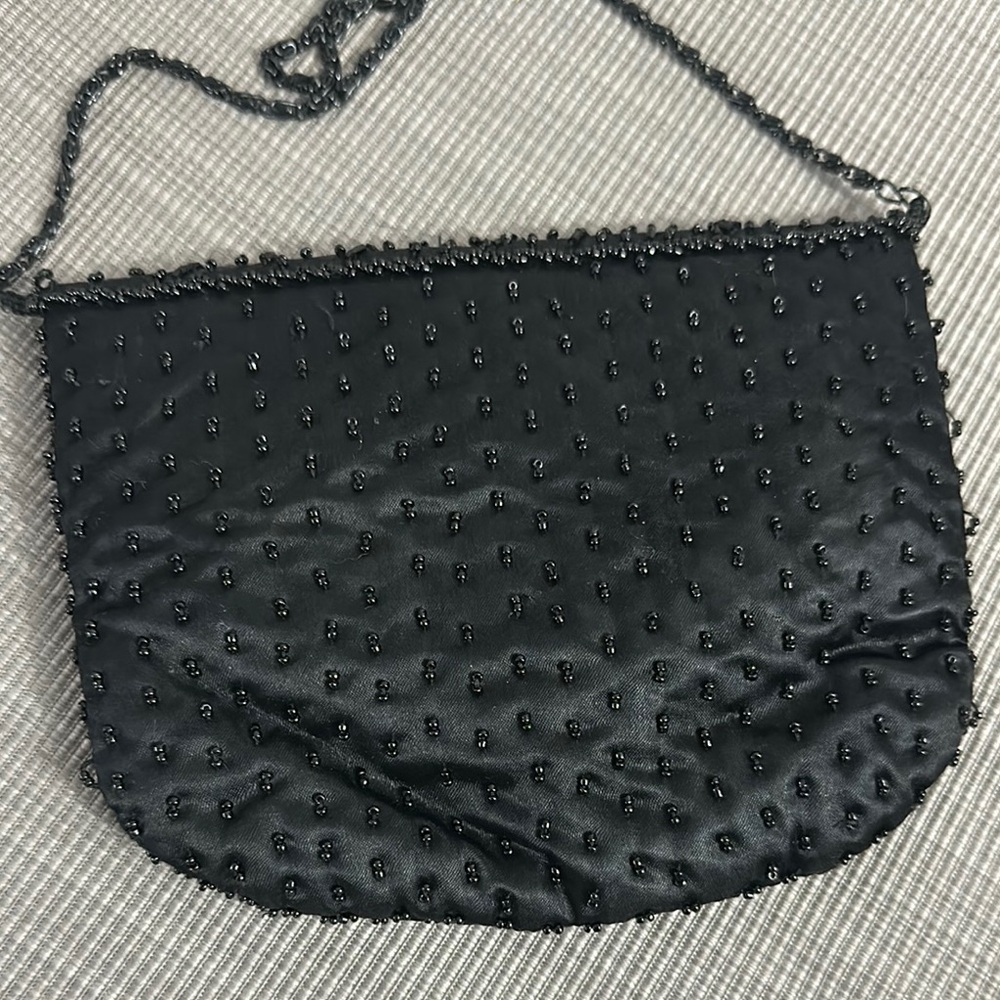 Elegant Black Beaded Purse - Picture 3 of 7